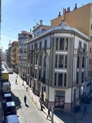 Piso en alquiler en Centro en Gijón