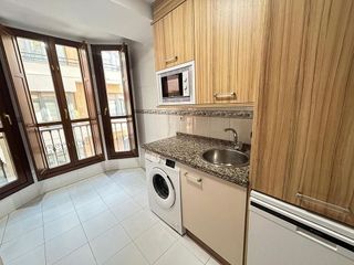 Piso en alquiler en Centro en Gijón