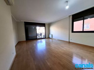 Piso en alquiler en Serraparera en Cerdanyola del Vallès