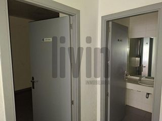 Local comercial en alquiler en Hospital en Jaén