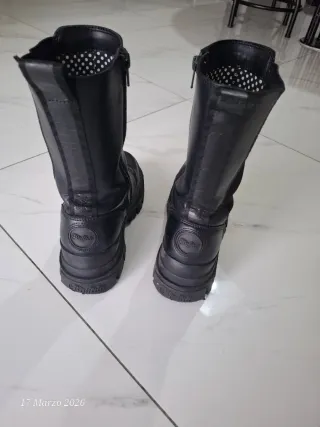 Stivali donna Buffalo n.36