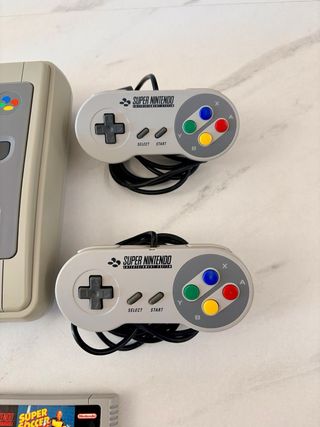 Super Nintendo + 2 Videojuegos