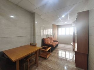 Piso en alquiler en Plaza de Toros - Santa Rita en Almería