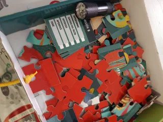 Puzzle El Cuerpo Humano con Linterna Mágica