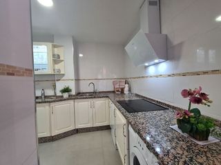 Piso en venta en Cruz Roja en Sevilla