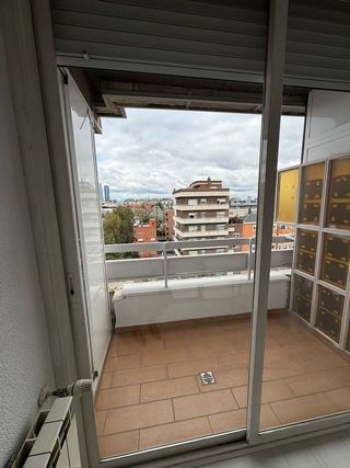 Piso en alquiler en Nueva España en Madrid