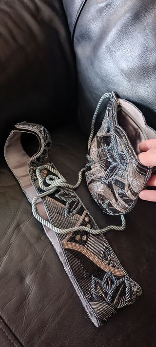 Bolso y cinturón Misako bordado