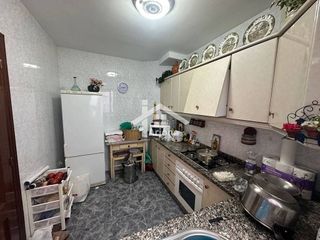 Casa adosada en venta en Lucena