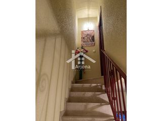 Casa adosada en venta en Lucena