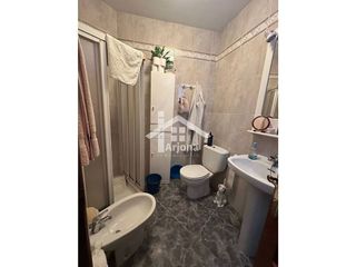 Casa adosada en venta en Lucena