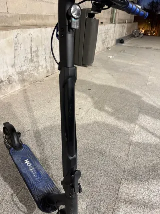 Patinete Eléctrico Reebok + DGT