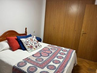 Piso en alquiler en Valdezarza en Madrid