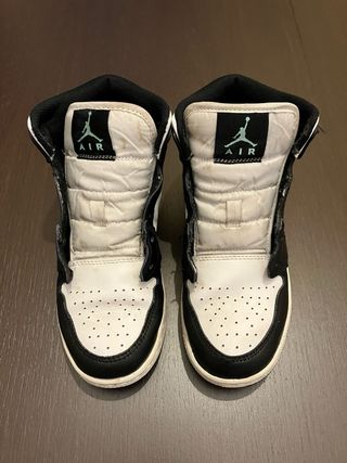 Nike Air Jordan 1 Mid Green Glow 37.5