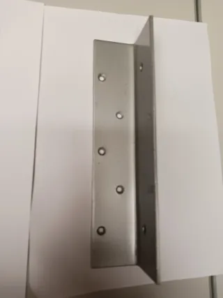 2 escritorios de esquina metálicos y madera