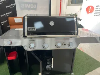 Barbacoa Weber Genesis E-435 Negra