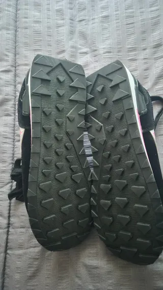 Scarpe da ginnastica donna nere e rosa