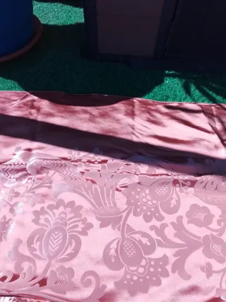 Colcha antigua seda natural rosa