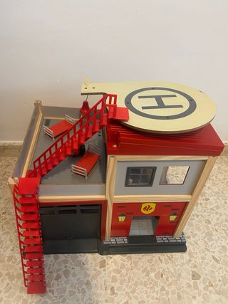 Central de bomberos de madera