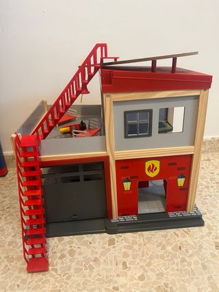 Central de bomberos de madera