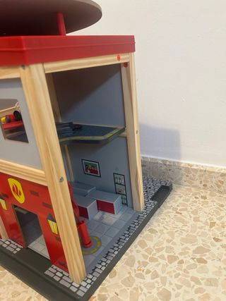 Central de bomberos de madera