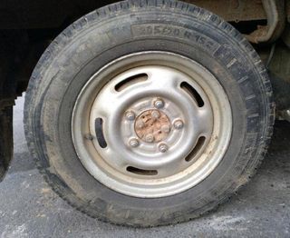 Kia 350169 brazo suspensión inferior sportage