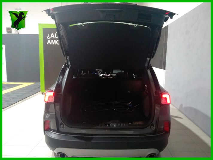 Ford Kuga 2022, foto 11