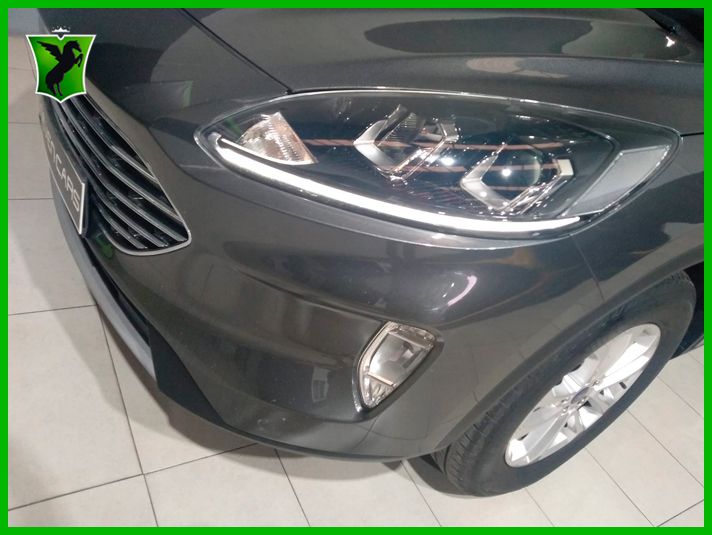 Ford Kuga 2022, foto 12