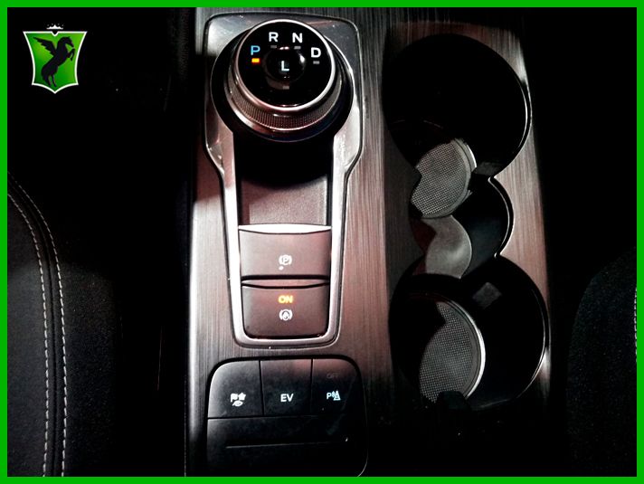 Ford Kuga 2022, foto 19