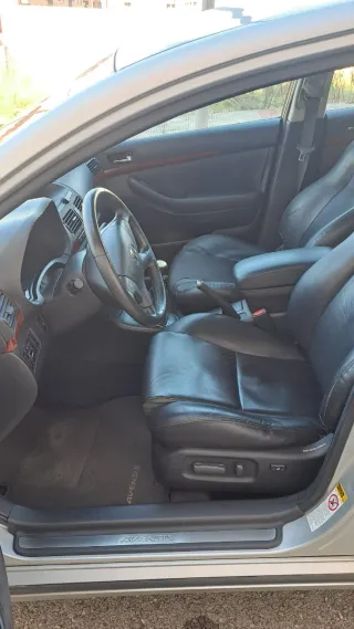 Toyota Avensis 2005