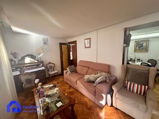 Piso en venta en Zona Teatro Campoamor en Oviedo