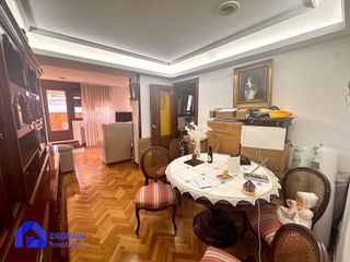 Piso en venta en Zona Teatro Campoamor en Oviedo