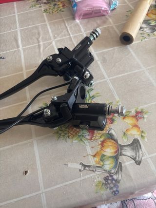 Manetas de freno para moto