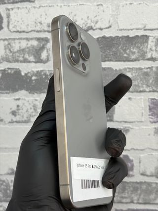 iPhone 15 Pro 256GB Garantia