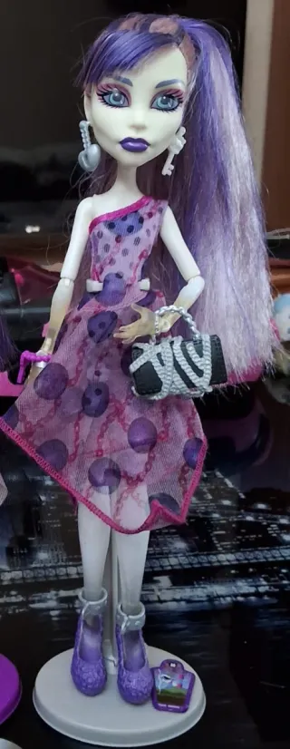 Muñeca Spectra Dot Dead Gorgeous Monster High