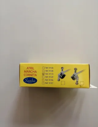 Atril de marcha para corneta