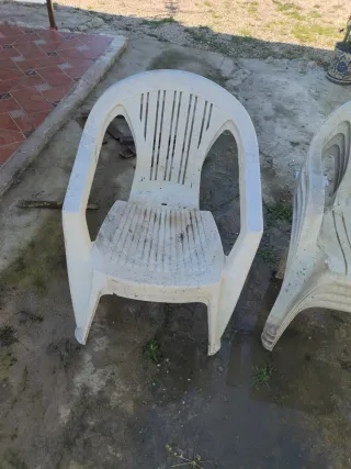 Sillas de plástico apilables