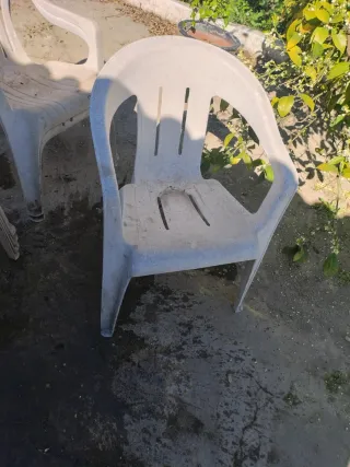 Sillas de plástico apilables