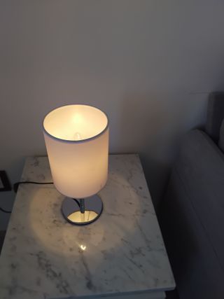 LÁMPARAS DE MESA (DE DISEÑO). Tfno: 601444725.