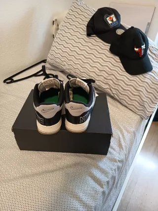 Nike Air Force 1 LV8 EMB 42.5