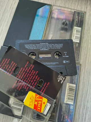 9 Musicassette Artisti Internazionali