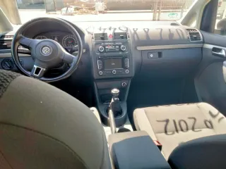 Volkswagen Touran 2012