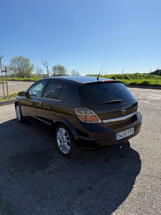 Opel Astra 2008
