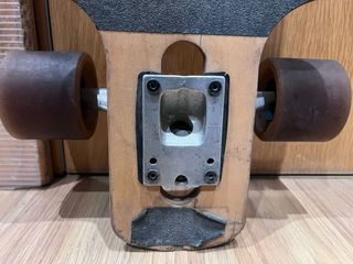 Longboard COMET FSM con ruedas SEISMIC 76mm