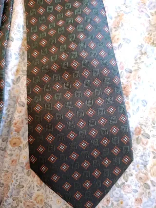 Corbata pedro del hierro y gemelos