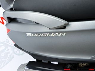SUZUKI BURGMAN 650 EXECUTIVE ¿A2?