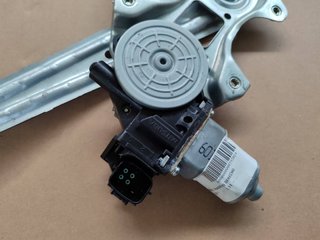 ELEVALUNAS TRASERO DERECHO NISSAN LEAF 393024