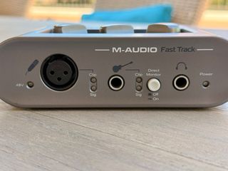 M-AUDIO Fast Track Interfaz Audio