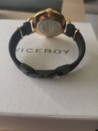 Reloj Viceroy Mujer Negro y Dorado