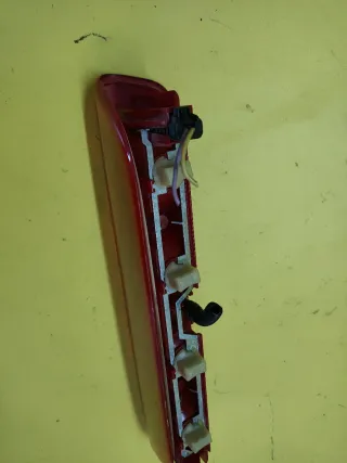 TERCERA LUZ FRENO TRASERA PEUGEOT 307SW FAMILIAR