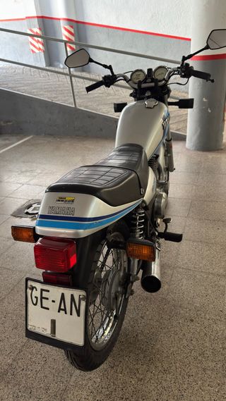 Yamaha SR-250